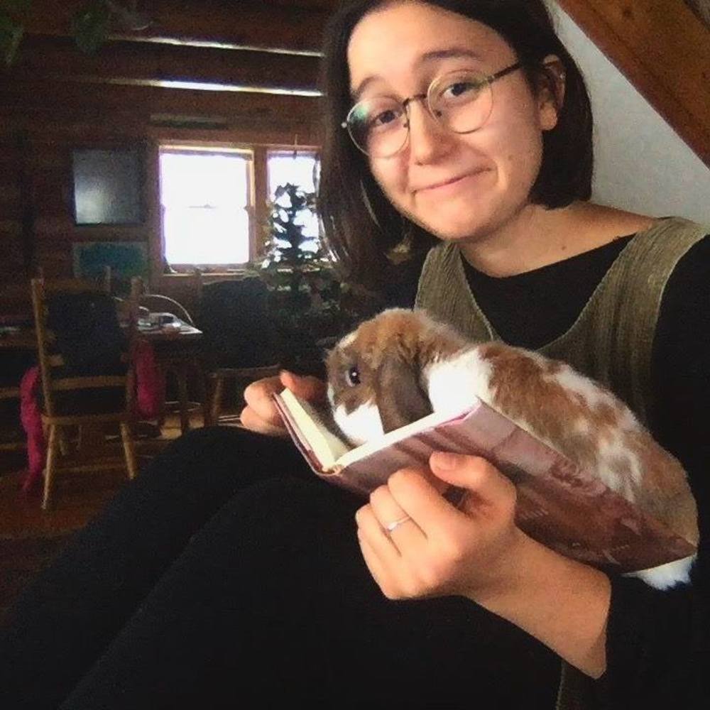 Meet your Posher, Stella